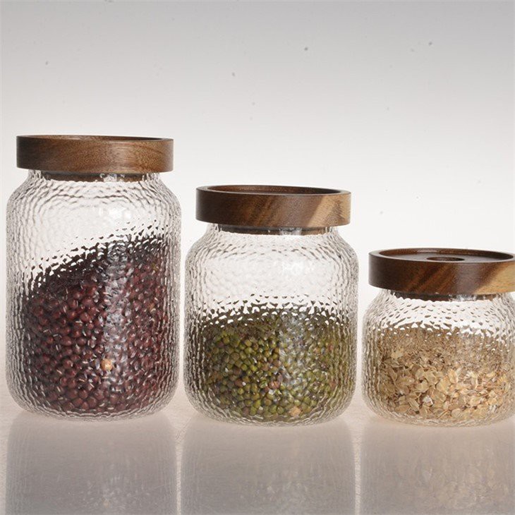 round glass jar with cork lid2