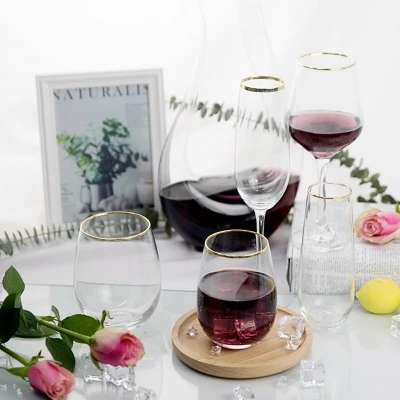 Höj din glasskåp med anpassade cocktailglasögon